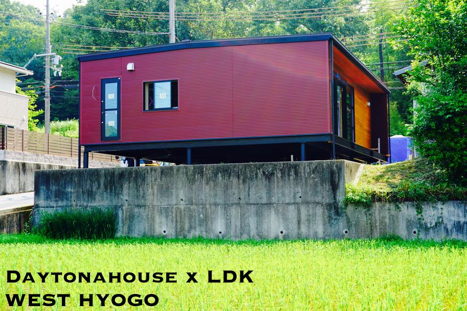 Daytonahouse 高床式平屋住宅 Spiky Flat 愛媛県西条市で注文住宅を建てるならタテリノfield Daytonahouse 高床式平屋住宅 Spiky Flat 愛媛県西条市で注文住宅を建てるならタテリノfield